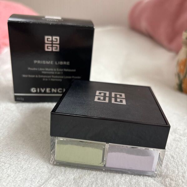 GIVENCHY プリズムリーブル ルースパウダーハーモニーパステルシフォン01番