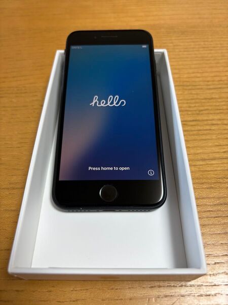iPhone SE 第3世代 SIMフリー