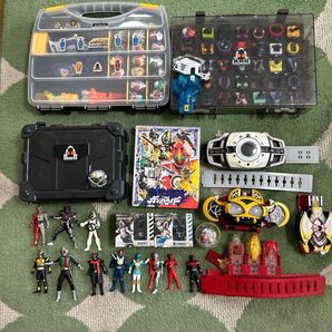 仮面ライダー フォーゼ、キバ、ディケイド 他まとめ売り【値引歓迎!不揃い破損などのジャンク】