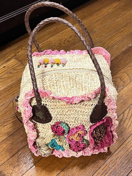 ANNA SUI アナスイ 鍵編みモチーフ フリル ストローバッグ ハンドバッグ