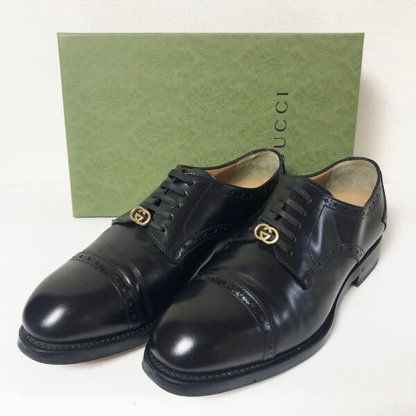 定価23万円 GUCCI インターロッキングG GGロゴチャーム レザーシューズ ストレートチップ ブローグ 革靴 ダービー