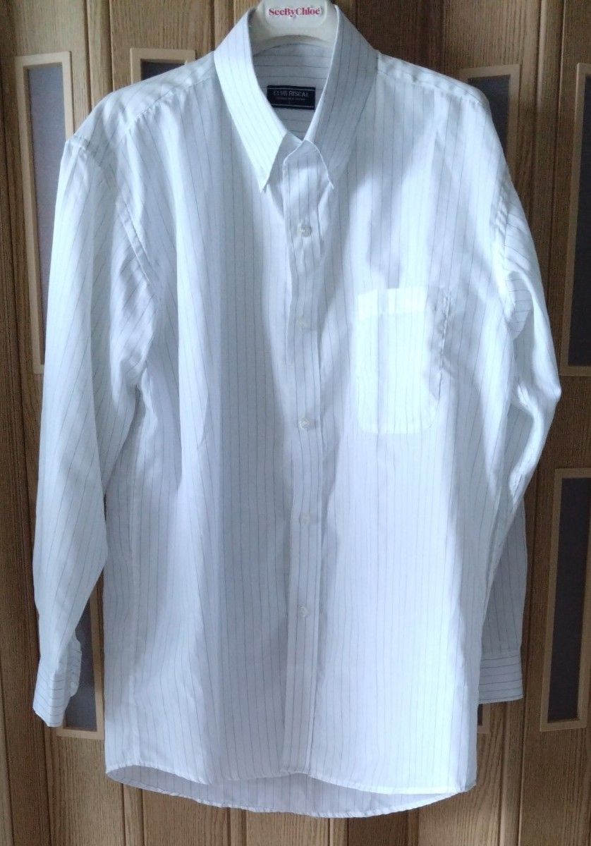 ホワイトストライプ ボタンダウンシャツ