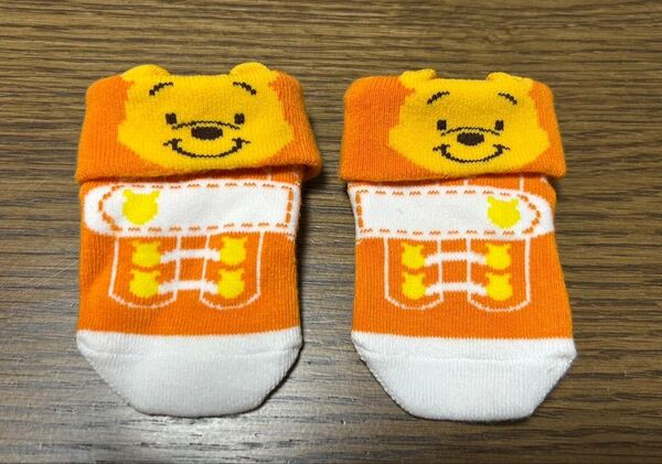 【ディズニーリゾート】ベビーソックス 靴下 ディズニーランド プーさん 9-11cm