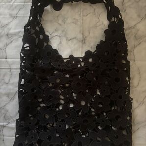 黒 フラワーモチーフ メッシュバッグ レディース
