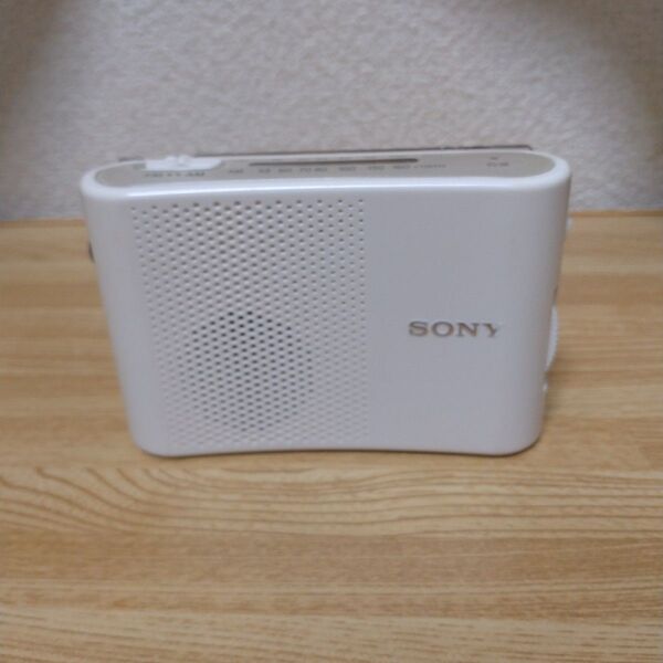 SONY ICF-51 ポータブルラジオ FM/AM ホワイト
