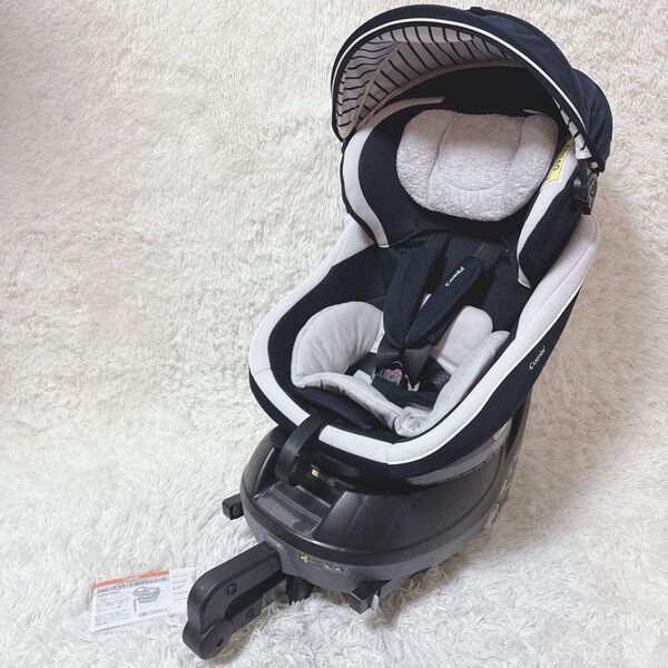 美品 Combi コンビ クルムーヴ スマート ISOFIX エッグショック チャイルドシート ネイビー 回転式 JK-550