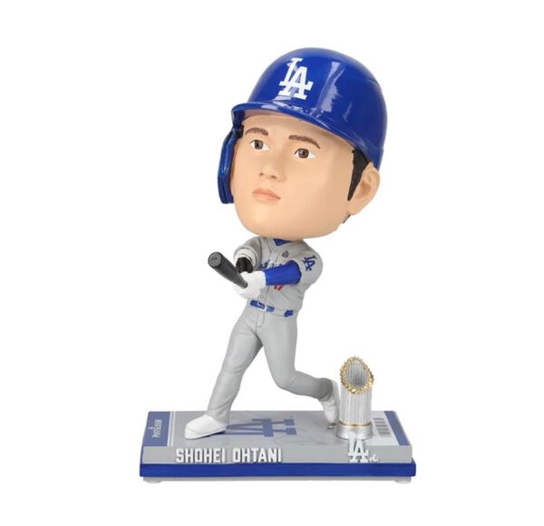 大谷翔平 ボブルヘッド ドジャース 2024 ワールドシリーズ 優勝記念 トロフィー&チケット台座付