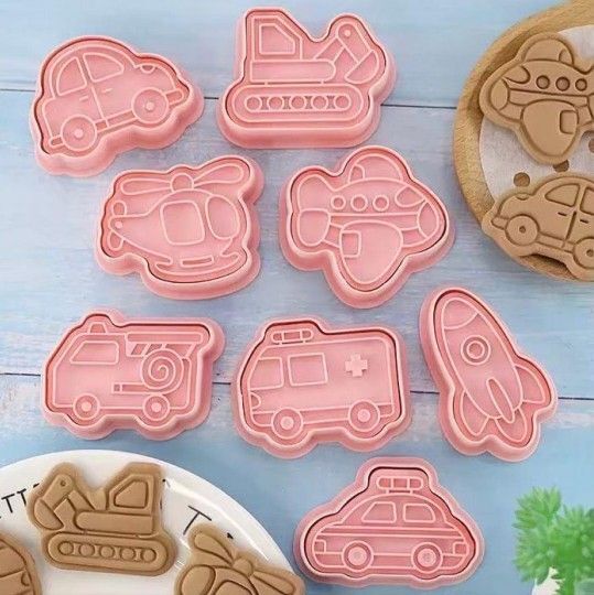 【8点セット】車 クッキー型 乗り物 粘土あそび はたらく車 働く車 キッズ 型抜き かわいい