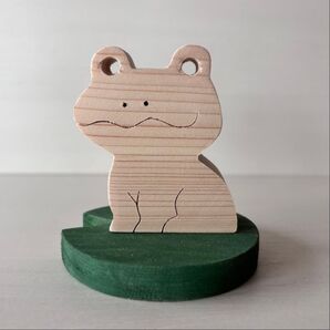 ハンドメイド 雨降りカエル