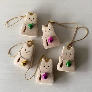 ハンドメイド ねこのキーホルダー 1個