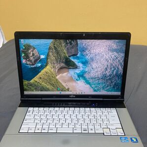 Core i5 Win11 富士通 SSD