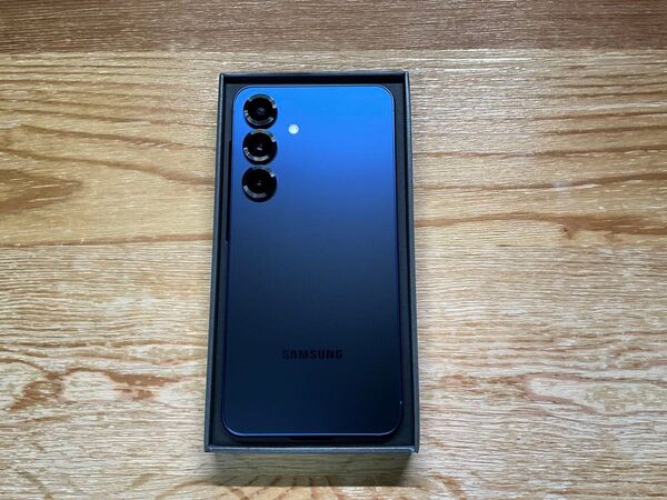 Samsung Galaxy S25 ネイビー 256GB SIMフリー+spigenケース(アビスグリーン)
