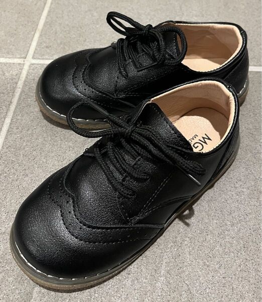 キッズ 17.5cm レザー風靴紐フォーマルシューズ ローファー ブラック 結婚式 発表会 七五三 フォーマル
