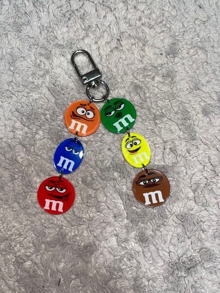 エムアンドエムズ キーホルダー アクリル