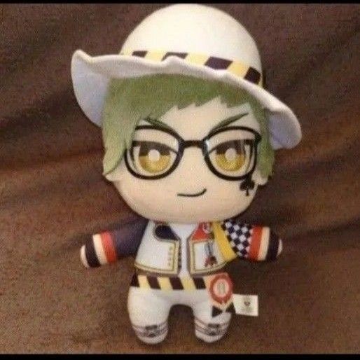 ツイステ トレイ 寮服 ともぬい ぬいぐるみ マスコット