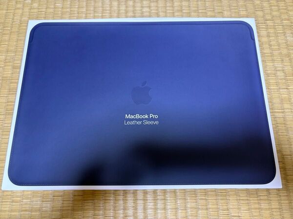 【新品】15インチMacBook Pro用 Apple アップル純正 レザースリーブ ミッドナイトブルー MRQU2FE/A