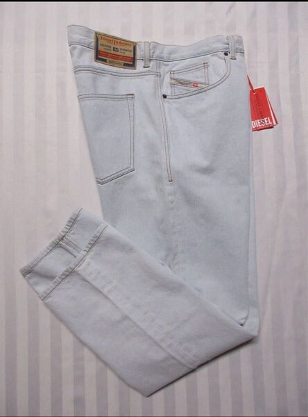 DIESEL Loose Straight Light Denim W36/L32