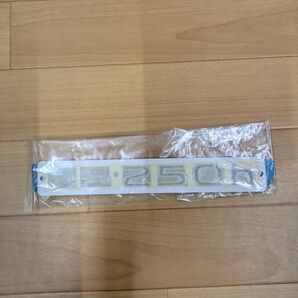 レクサス HS250エンブレム