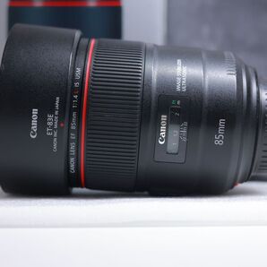 Canon EF 85mm f/1.4L IS USM レンズ