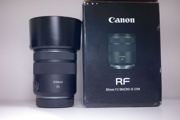 Canon RF 85MM F2 L MACRO IS STM