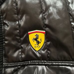 Ferrari フェラーリ ダウンジャケット ブラック 黒 ニット ワッペン ロゴ(メンズLサイズ)