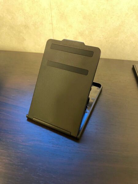 サンワサプライ タブレットスタンド 折りたたみ ブラック iPad スマホ