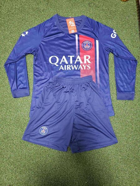 PSG ユニフォーム 長袖 パリ・サンジェルマン ホーム上下新品背番号なし番号なし大人サイズサイズはM、L、XL、
