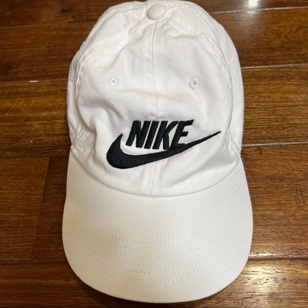 NIKE キャップ 帽子 白