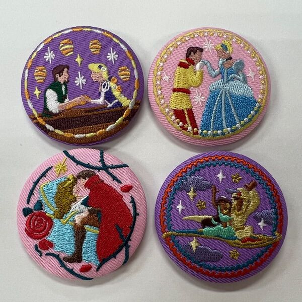 【再出品可】 ディズニー刺繍缶バッジ ラプンツェル プリンセス4点set