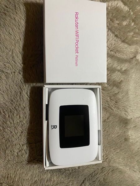 楽天ポケットWi-Fi Rakuten Pocket WiFi Platinum