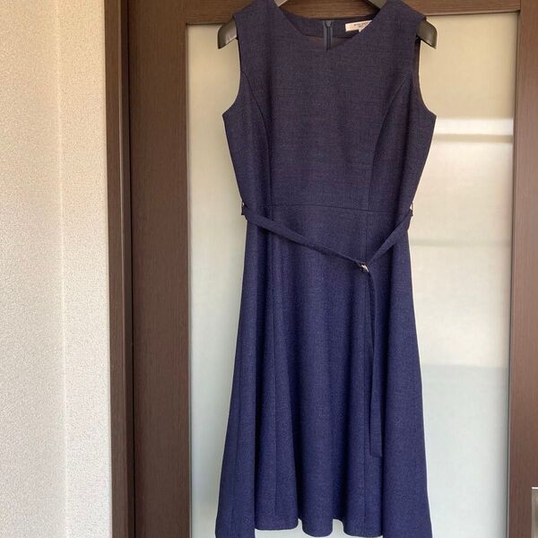 NATURAL BEAUTY BASIC ノースリーブワンピース ネイビー S