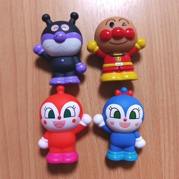 アンパンマン みずでっぴゅー ソフビ 水鉄砲 フィギュア 4種類まとめ売り
