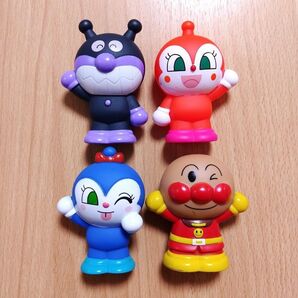 アンパンマン みずでっぴゅー 水鉄砲 フィギュア ソフビ 4種類まとめ売り