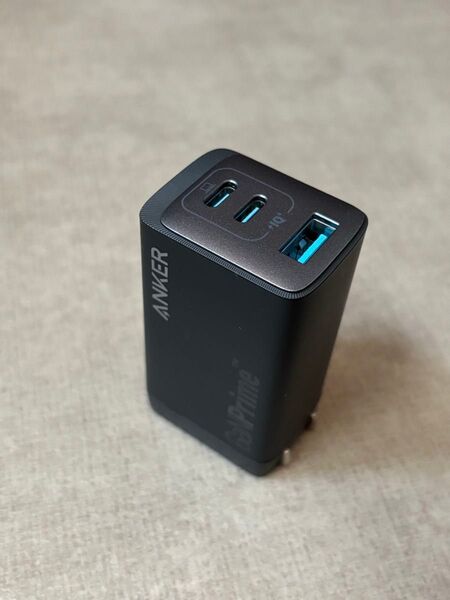 Anker 735 Charger GaNPrime 65W PD USB-A & USB-C 急速充電器 3ポート ブラック