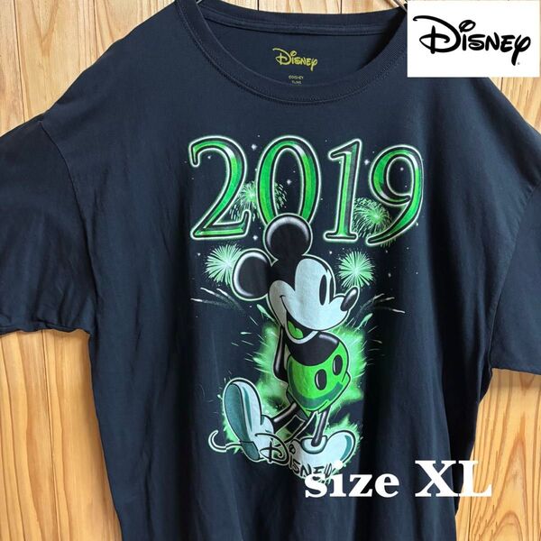 【古着】Disney(ディズニー)半袖Tシャツ XL 黒 USA製 2019 プリント アメリカ古着 美品