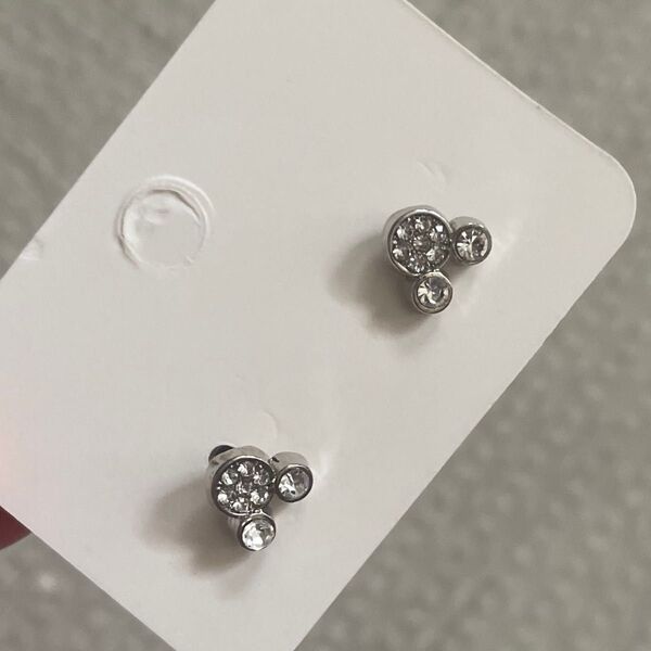 ピアス スタッドピアス ミッキー ディズニー シルバー