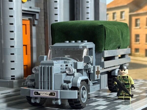 新品未開封 ドイツ軍 オペルブリッツトラック 軍用汎用トラック LEGO互換 レゴ互換 戦車 ミニフィグ ww2