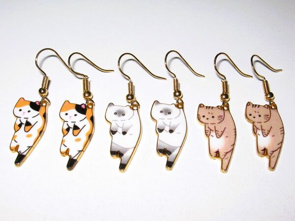 かわいい【猫ピアス 3ペア】ネコ フックピアス レディース イヤリング ① ペット キュート カジュアル アクセサリー 両耳用