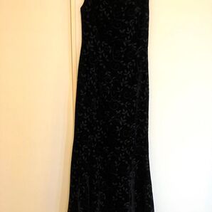 ベルベット ロングドレス 黒 ノースリーブ