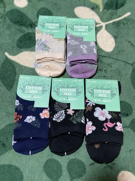 新品 レディースソックス 靴下 クルー丈 まとめ売り 22-24㎝ 5足