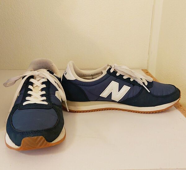 ニューバランス new balance スニーカー ネイビー 23.5cm