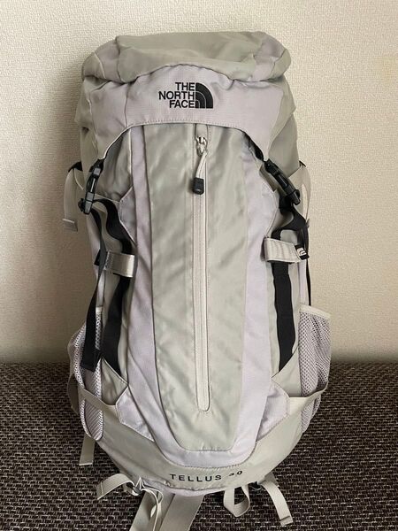 ザノースフェイス 30L グレー ザックカバー付き ハイドレーションも使えます