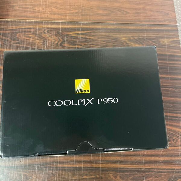 COOLPIX P950