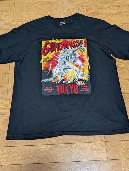 GUNS N ROSES/TOKYOJAPAN2017/Tシャツ/BLACK、ヴンテージ/サイズXL/バッグプリント有り