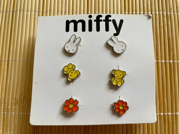ミッフィ ピアス 新品