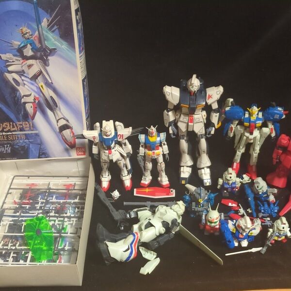 バンダイ ガンダム ガンプラ旧キットジャンク品 まとめ売り
