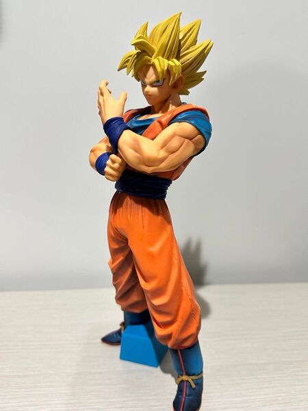一番くじ ドラゴンボールメモリーズ A賞 超サイヤ人孫悟空 フィギュア 箱無し 台座付きフィギュア