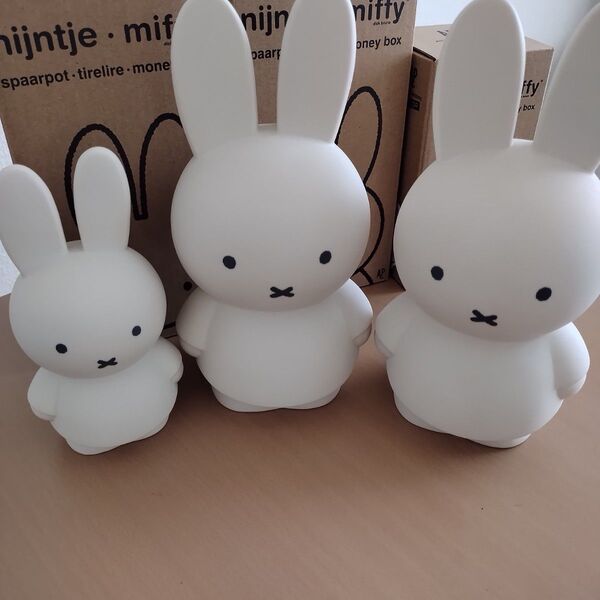 美品 ミッフィー 貯金箱 サンドカラー フィギュア マネーバンク