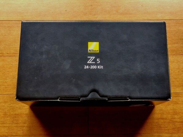 Nikon Z 5 ボディ 2024年 新品購入 予備バッテリーサービス 保証書付
