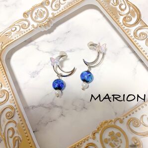 ホタルガラスと月のピアス ニッケルフリー ハンドメイド
